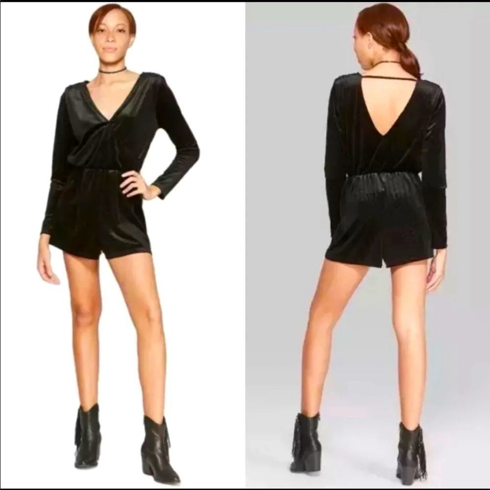 Wild Fable Velvet‎ Romper